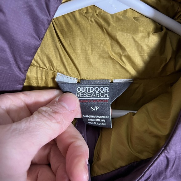 Outdoor Research Transcendent Down Pullover Jacket Womens Small Purple Hooded - Picture 5 of 9